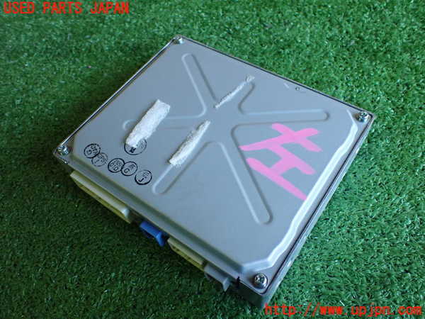 2UPJ-85616148]レクサス・IS250(GSE20)コンピューター3 (トランシーバーテレマティクス) 中古_m0002.jpg