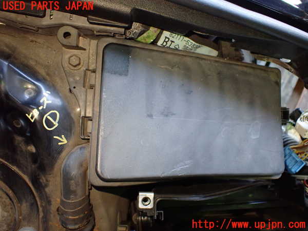 5UPJ-85616741]レクサス・IS250(GSE20)ヒューズボックス1 中古_m0001.jpg
