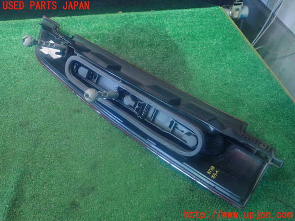 2UPJ-85681530]ルノー・カングー(KCK4M)右テールランプ 中古_m0003.jpg