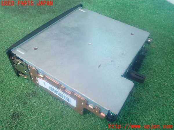 2UPJ-85686480]ルノー・カングー(KCK4M)CDプレーヤー ジャンク品 中古_m0002.jpg