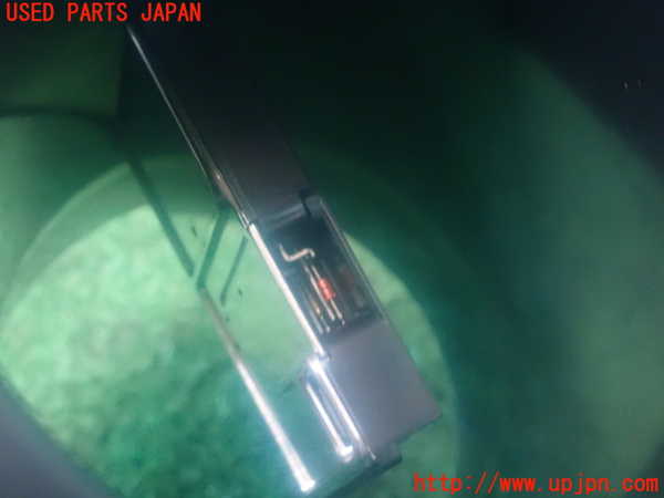 2UPJ-86066320]NV350 キャラバン バン ライダープレミアムGX(VR2E26)エアフロメーター 中古_m0003.jpg