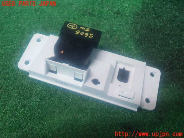 2UPJ-86066307]NV350 キャラバン バン ライダープレミアムGX(VR2E26)スイッチ2 (REAR HEATER CONTROL) 中古_m0002.jpg