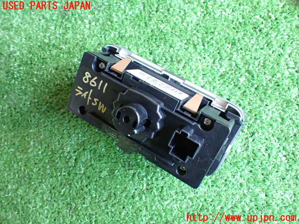 2UPJ-86116285]ボルボXC60(DB4204TXC)ライトスイッチ 中古_m0002.jpg