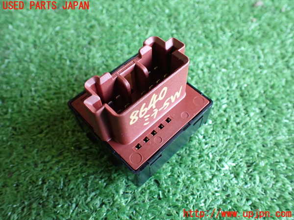 2UPJ-86406280]コルト ラリーアート バージョンR(Z27AG)ミラースイッチ 中古_m0002.jpg