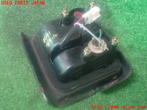 2UPJ-86411530]ラシーン(RFNB14)右テールランプ 中古_m0004.jpg