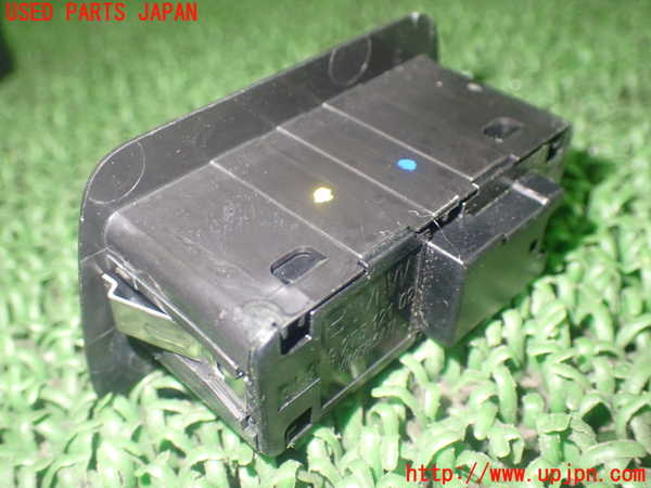1UPJ-86426309]BMW アクティブハイブリッド5(AH5)(FZ35 F10)スイッチ4 (トランク・ロック)) 中古_m0003.jpg
