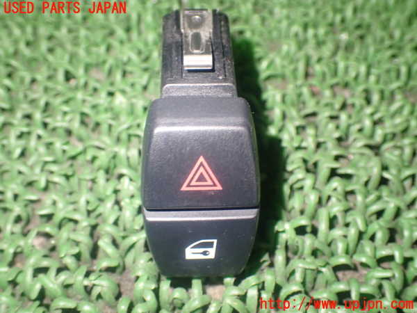 1UPJ-86426290]BMW アクティブハイブリッド5(AH5)(FZ35 F10)ハザードスイッチ 中古_m0001.jpg