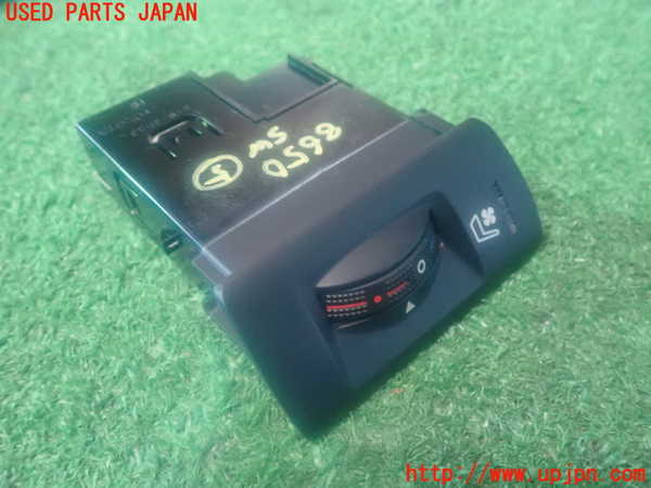 2UPJ-86506310]クラウン ハイブリッド(GWS204)スイッチ5 (オーディオ左空調) 中古_m0001.jpg