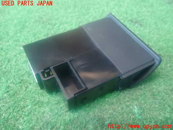 2UPJ-86506310]クラウン ハイブリッド(GWS204)スイッチ5 (オーディオ左空調) 中古_m0002.jpg