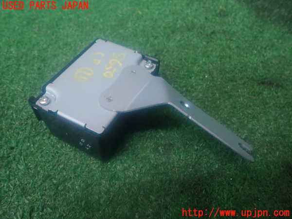 2UPJ-86506156]クラウン ハイブリッド(GWS204)コンピューター11 (RECEIVER ASSY SMART DOOR CONTROL) 中古_m0002.jpg