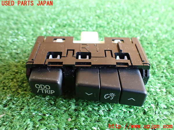 2UPJ-86516307]クラウン アスリート ハイブリッド(AWS210)スイッチ2 (ODO TRIP等) 中古_m0001.jpg