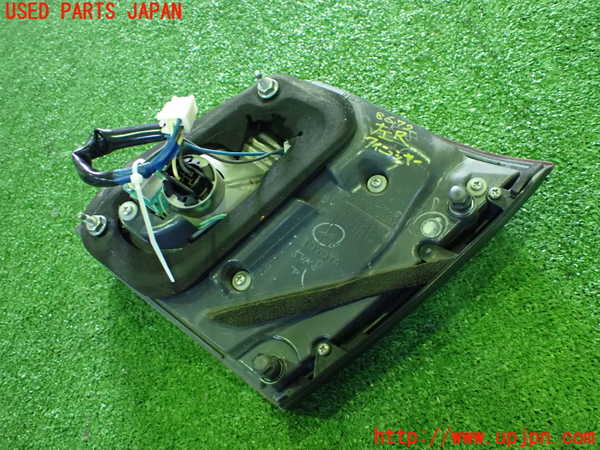 2UPJ-86721552]レクサス・LS460(USF40)左リアフィニッシャー ジャンク部品 中古_m0002.jpg