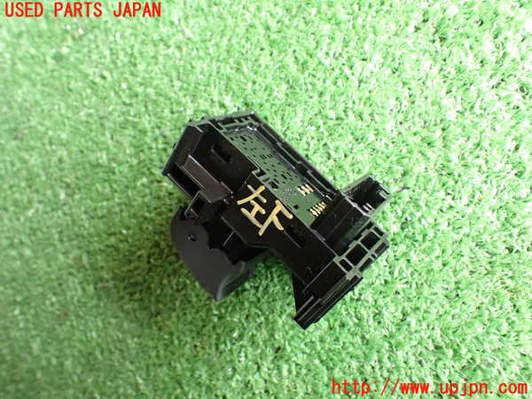 2UPJ-86956245]プリウス(ZVW50)左前パワーウィンドウスイッチ 中古_m0002.jpg