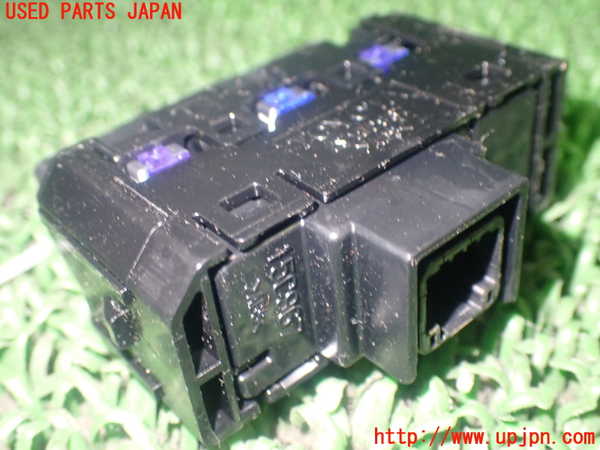 1UPJ-87236308]アルファードハイブリッド(AYH30W)スイッチ3（オドトリップ） 中古_m0003.jpg
