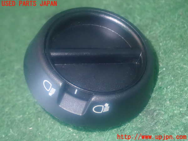 2UPJ-87406306]ルノー・カングー(KCK4M)スイッチ1 (ヘッドライトレべリング) 中古_m0001.jpg