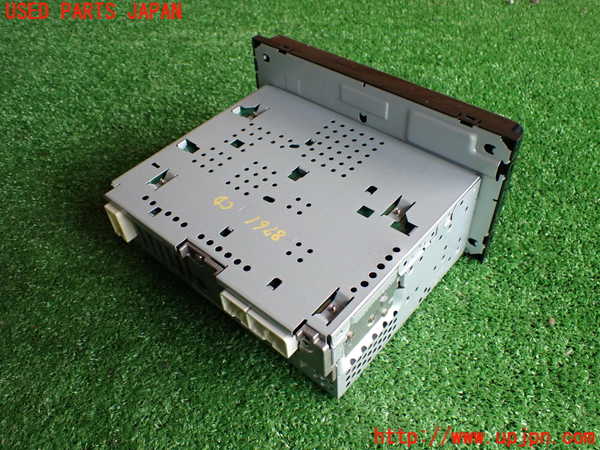 2UPJ-87616480]レジアスエース(ハイエース200系)(TRH216K)CDプレーヤー 中古_m0002.jpg