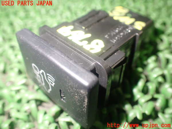 1UPJ-87696307]アルファードハイブリッド(AYH30W)スイッチ2 (車両接近通報装置OFF) 中古_m0002.jpg