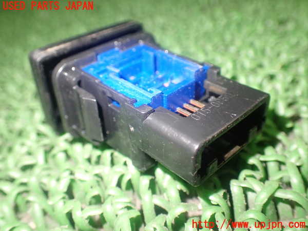 1UPJ-87696309]アルファードハイブリッド(AYH30W)スイッチ4 (パワードアオフ) 中古_m0003.jpg