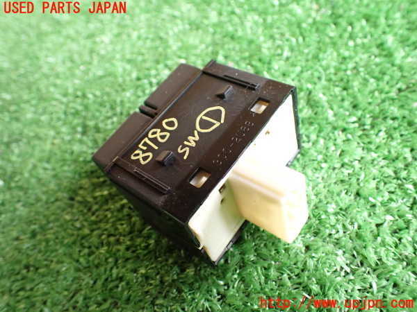 2UPJ-87806306]クラウン ハイブリッド(GWS204)スイッチ1 (REAR SHADE) 中古_m0002.jpg