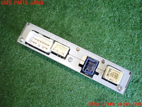 2UPJ-88296660]レクサス・SC430(UZZ40)TVチューナー 中古_m0003.jpg