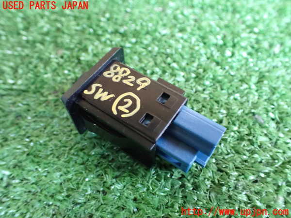 2UPJ-88296307]レクサス・SC430(UZZ40)スイッチ2 中古_m0002.jpg