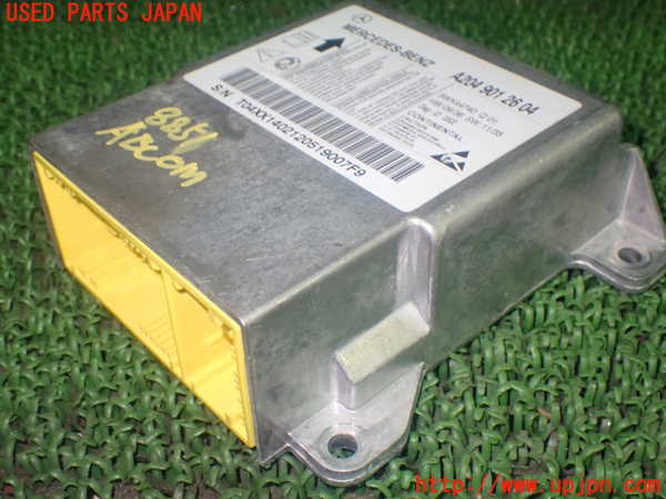 1UPJ-88516145]ベンツ C200(204048)エアバッグコンピューター 中古_m0002.jpg