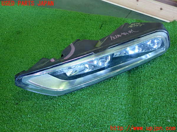 2UPJ-88751182]VW パサートヴァリアント(3CCAX)左フォグ ジャンク部品 中古_m0001.jpg