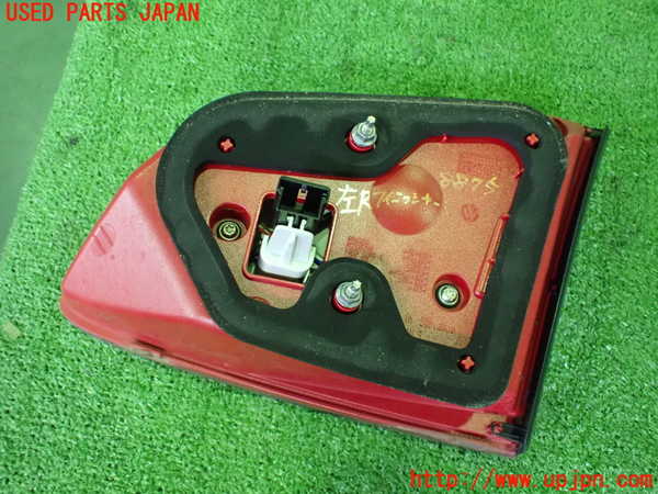 2UPJ-88751552]VW パサートヴァリアント(3CCAX)左リアフィニッシャー 中古_m0002.jpg