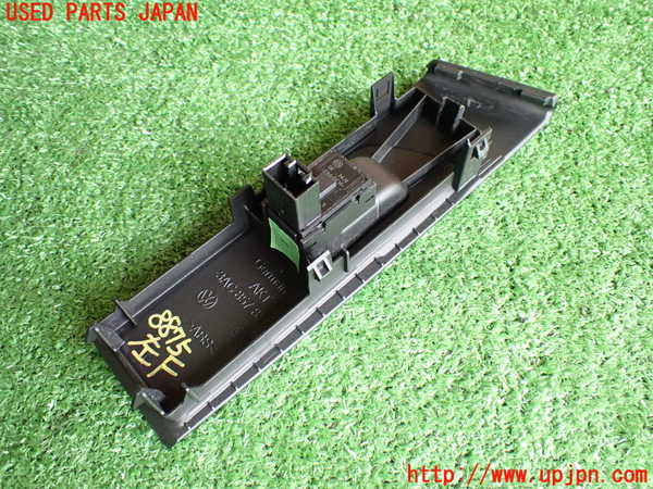 2UPJ-88756245]VW パサートヴァリアント(3CCAX)左前パワーウィンドウスイッチ 中古_m0002.jpg