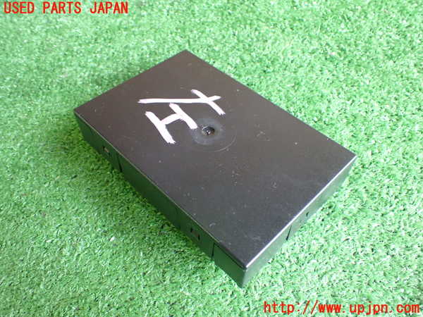 2UPJ-88756147]VW パサートヴァリアント(3CCAX)コンピューター2 中古_m0002.jpg