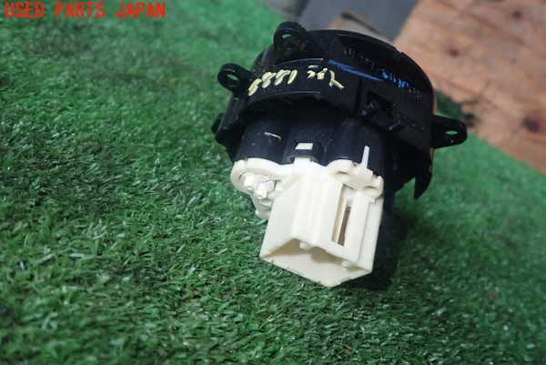 1UPJ-88816285]エクスプローラー スポーツトラック(1FMKU51)ライトスイッチ 中古_m0002.jpg