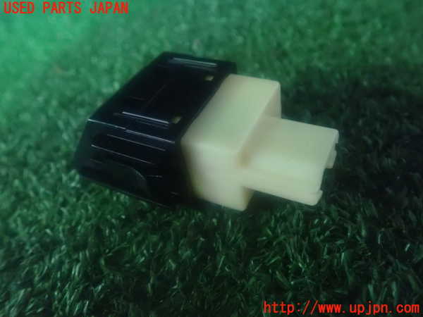 2UPJ-88826310]ロードスター(NCEC)スイッチ5 (トランク) 中古_m0002.jpg