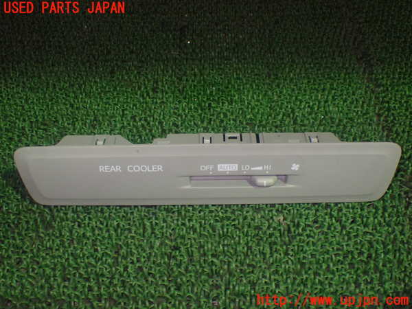 1UPJ-88846310]ノア(ヴォクシー)(ZRR80G)スイッチ5 中古_m0001.jpg