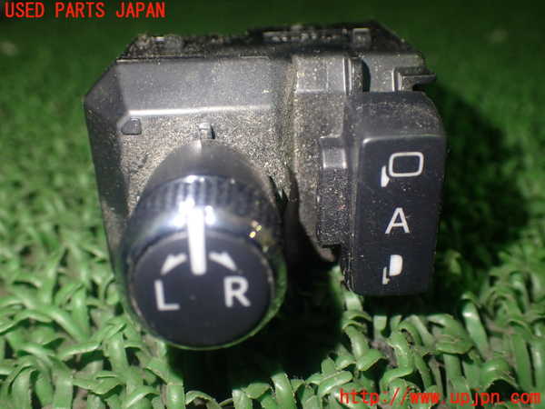 1UPJ-88846280]ノア(ヴォクシー)(ZRR80G)ミラースイッチ 中古_m0001.jpg