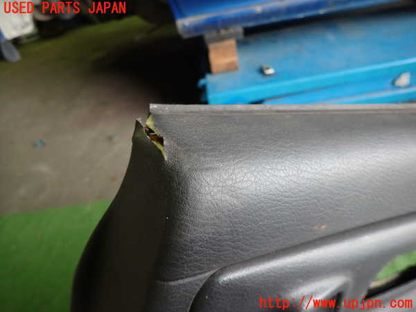 1UPJ-89001294]インプレッサ WRX-STi(GC8)右後ドア内張り 中古_m0004.jpg