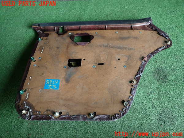 1UPJ-89241324]スカイライン 4ドアハードトップ(SR31)左後ドア内張り 【ジャンク】_m0005.jpg