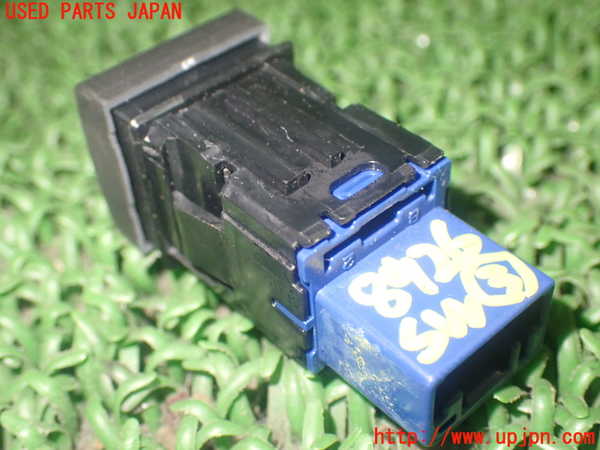 1UPJ-89266308]ヤリス(YARIS) クロス ハイブリッド(MXPJ10)スイッチ3 (ビュー) 中古_m0003.jpg