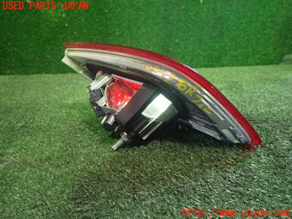 1UPJ-89521550]BMW M3 クーペ(WD40 E92)右リアフィニッシャー 中古_m0004.jpg