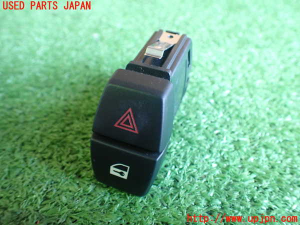 2UPJ-89696290]BMW X3(WX20) F25 ハザードスイッチ 中古_m0001.jpg