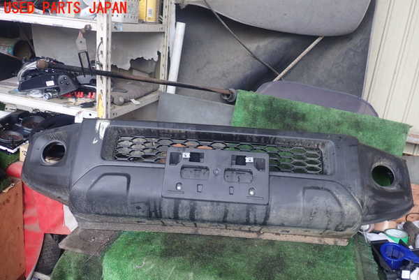 1UPJ-89731010]ジムニー シエラ(JB74W)フロントバンパー 中古_m0001.jpg