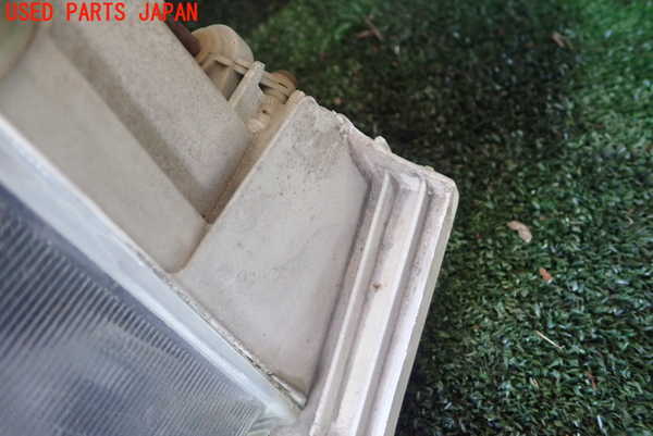 1UPJ-89761132]ランクルプラド(KZJ95W)左ヘッドライト ハロゲン 中古_m0005.jpg