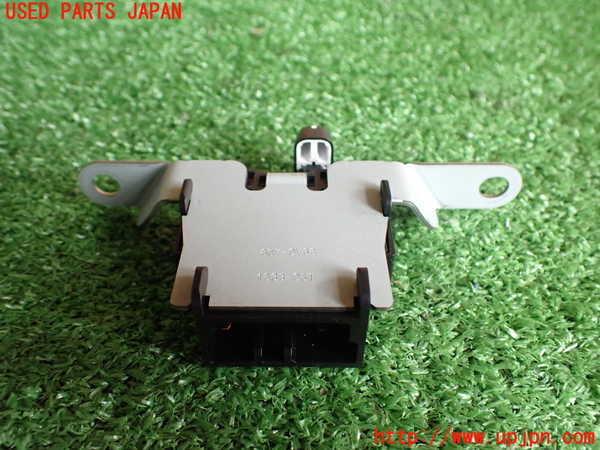 2UPJ-89816307]ハイエースバン200系(KDH206V)スイッチ2 (ファン調整レバー) 中古_m0002.jpg