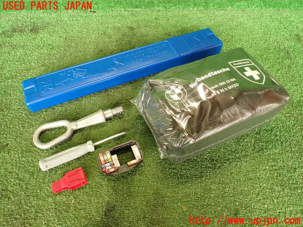 2UPJ-90157805]BMW 630i クーペ(EH30)車載工具 中古 【参考情報（適合保証無し）E63】_m0001.jpg