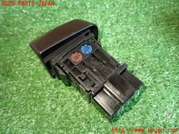 2UPJ-90176300]180SX(KRPS13)デフォッガースイッチ 中古_m0003.jpg