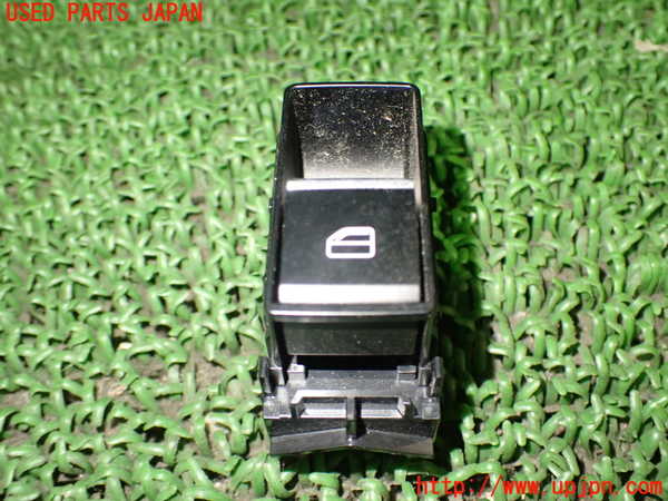 1UPJ-90246245]MAZDA3(アクセラ) セダン(BPFP)左前パワーウィンドウスイッチ 中古_m0001.jpg