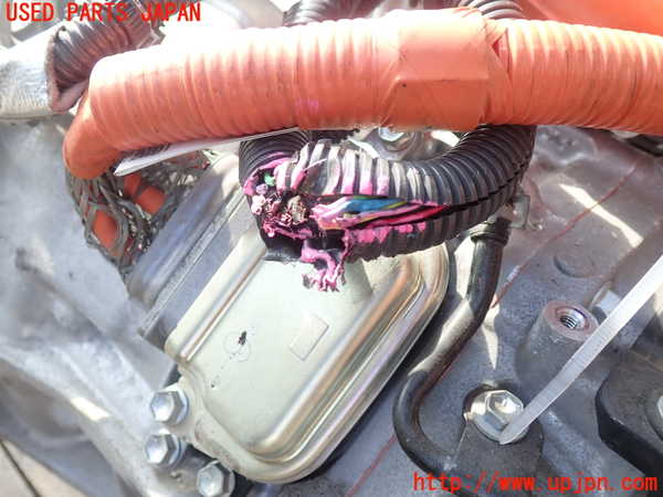 Двигатель 8gr fxs