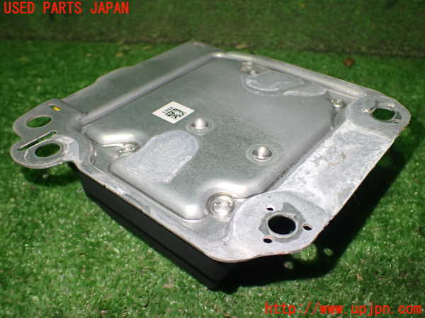 1UPJ-90736145]ベンツ AMG A45 4MATIC(176052)エアバッグコンピューター 中古_m0003.jpg