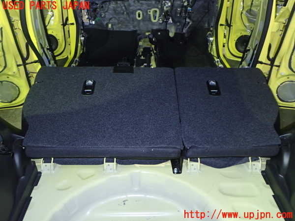 5UPJ-90837385]スイフトスポーツ 【1型】(ZC33S)リアシート 中古 の