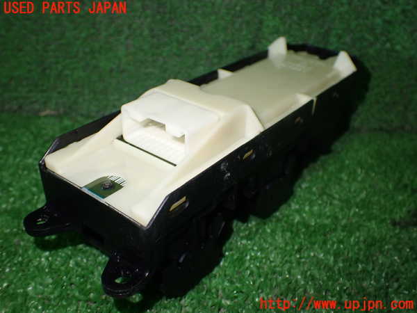 1UPJ-91036240]レクサス・CT200h(ZWA10)右前パワーウィンドウスイッチ 中古_m0003.jpg