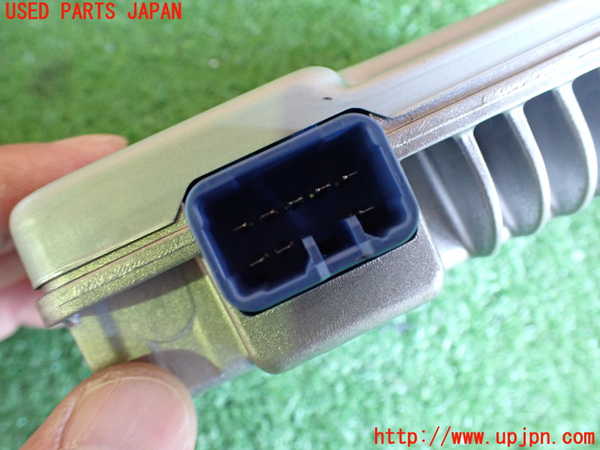 2UPJ-91276525]レジアスエース(ハイエース200系)(KDH206V) 4型 SGL アンプ 純正 中古_m0004.jpg